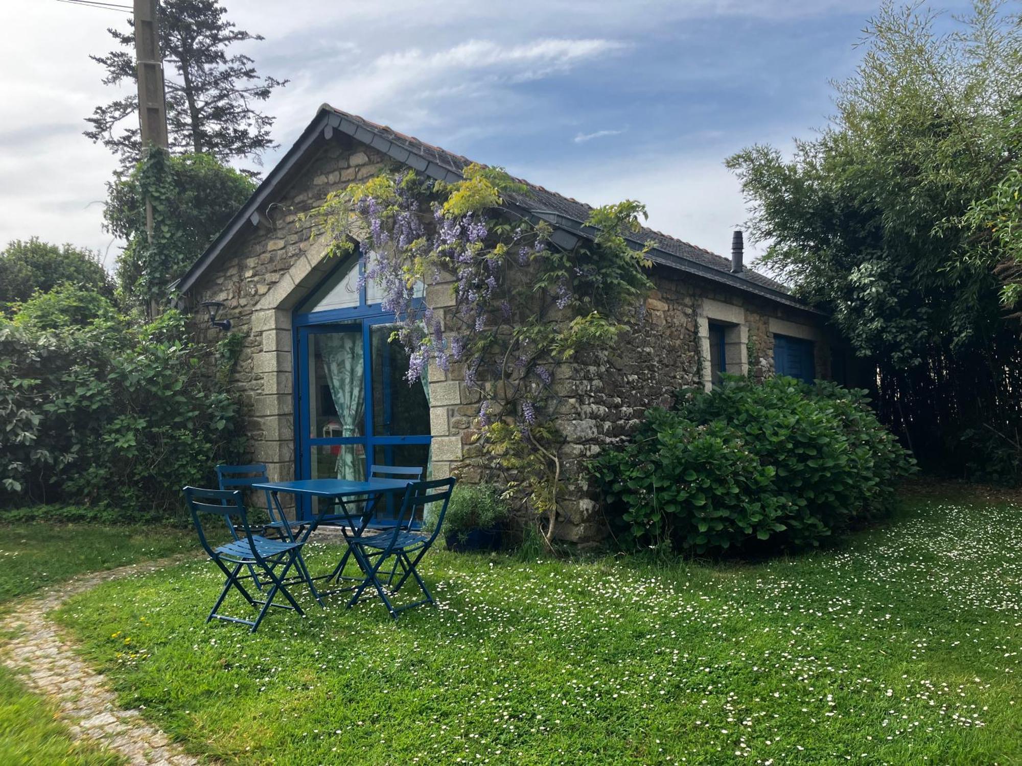 Ar Couette Bed & Breakfast Bono Exterior photo